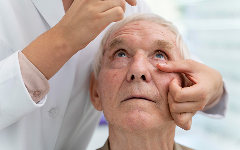 Consulta de Oculoplástica e Vias Lacrimais